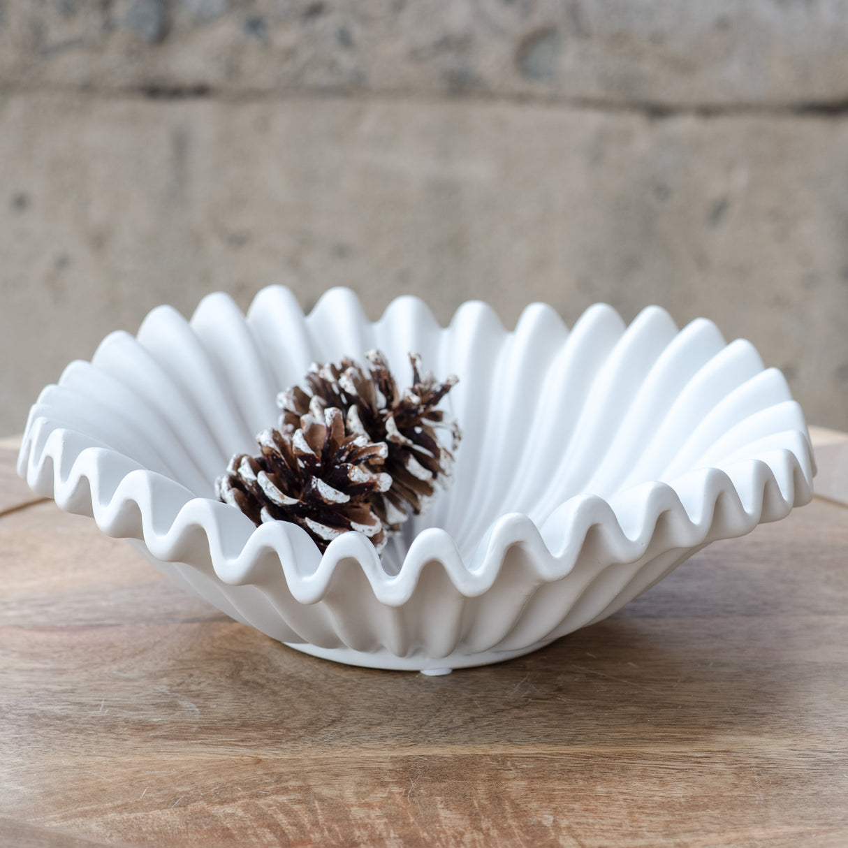 Matte White Ripple Ceramic Decorative Dish | 2 Sizes
