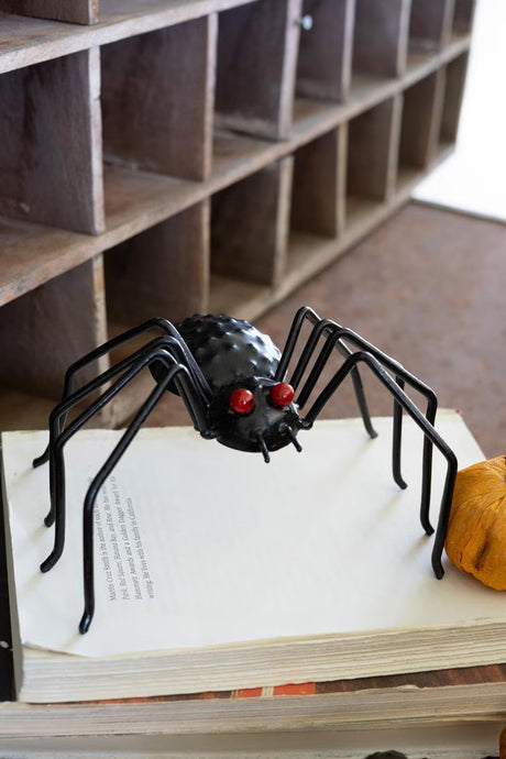 Recycled Metal Black Spiders
