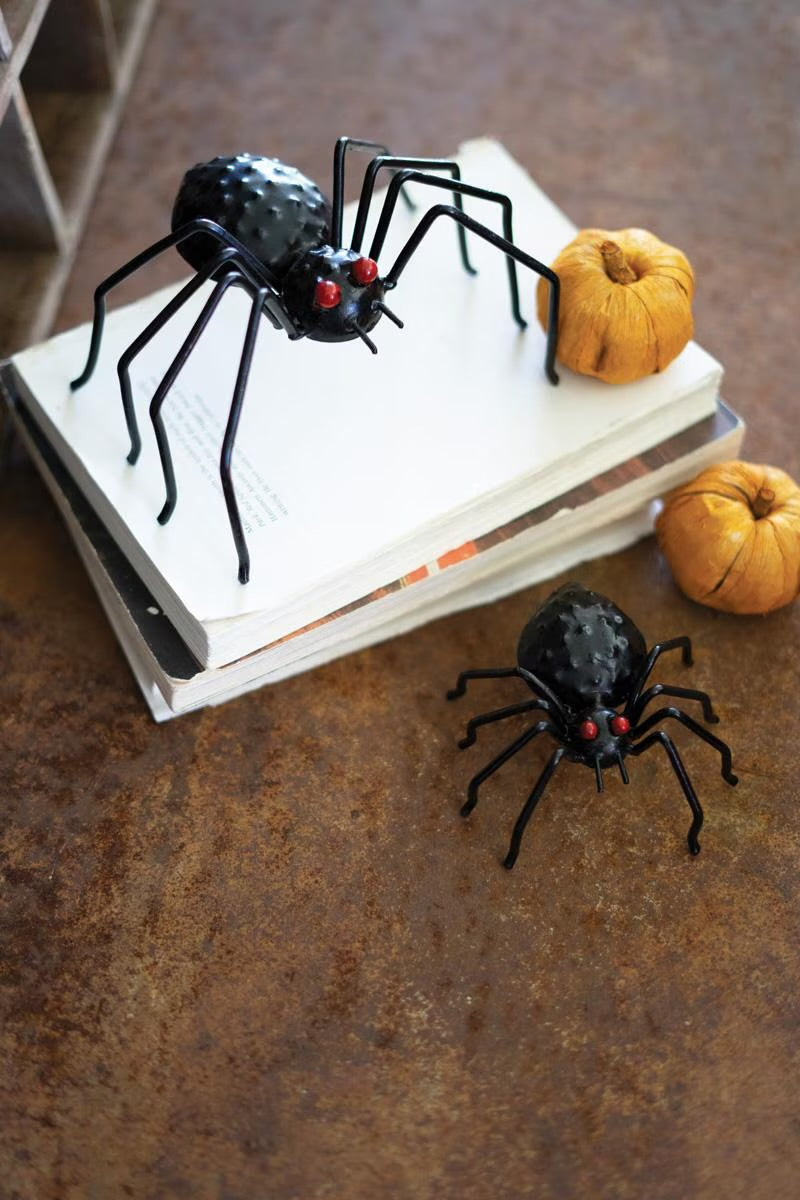 Recycled Metal Black Spiders
