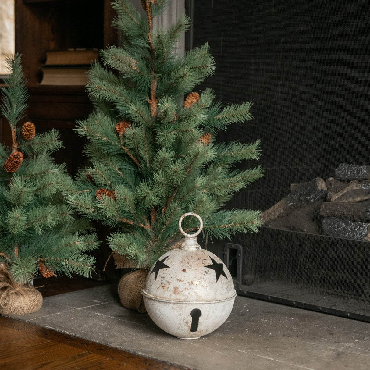 Jumbo Oversized Distressed White Star Sleigh Jingle Bell | 3 Sizes