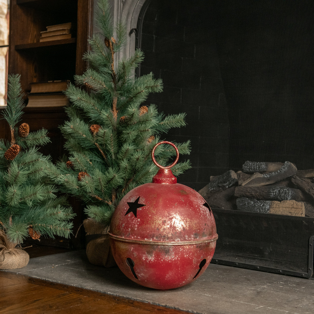 Jumbo Oversized Distressed Red Star Sleigh Jingle Bells