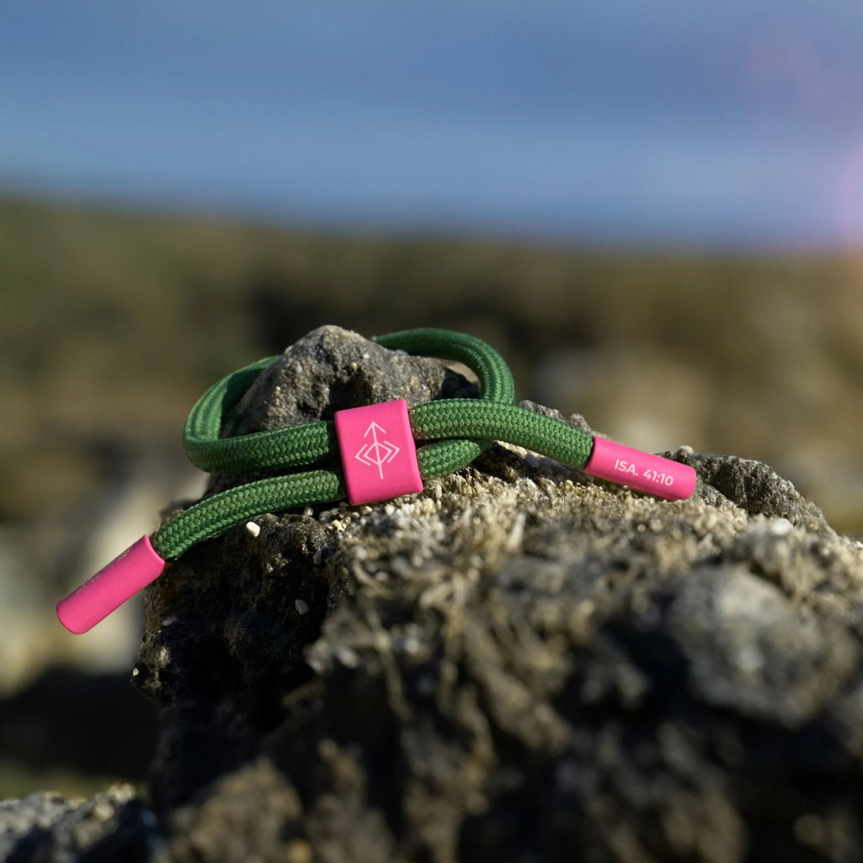 You're Not Alone Bracelet | Prayer Share