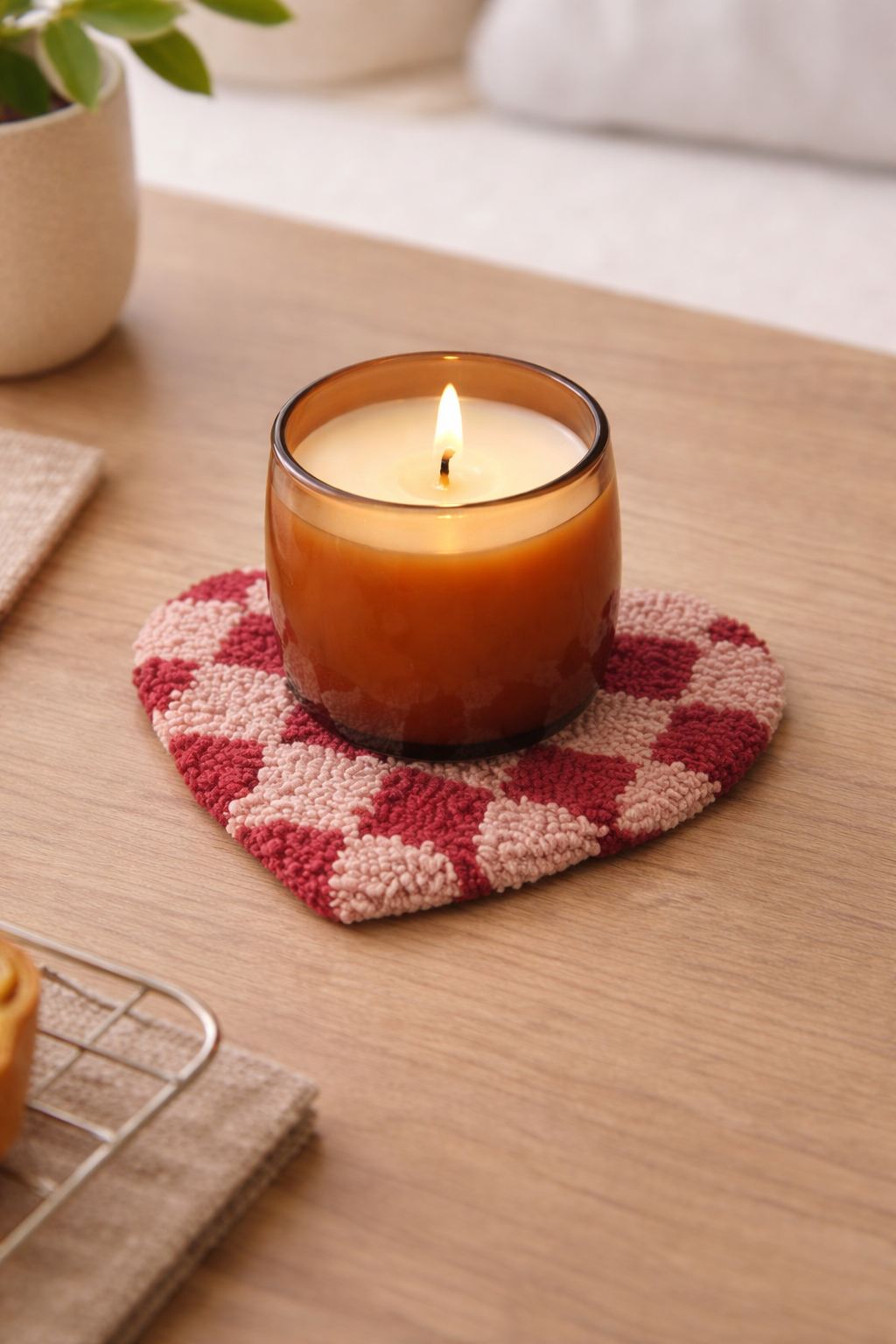 Tufted Cotton Heart Trivet