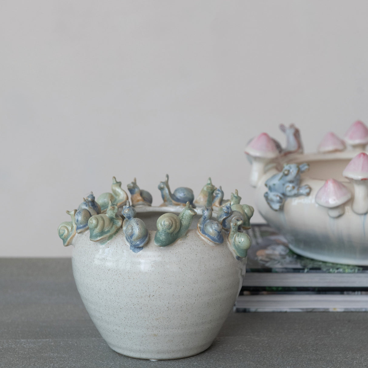 Woodland Ceramic Planter with 3D Frogs, Snails & Mushrooms