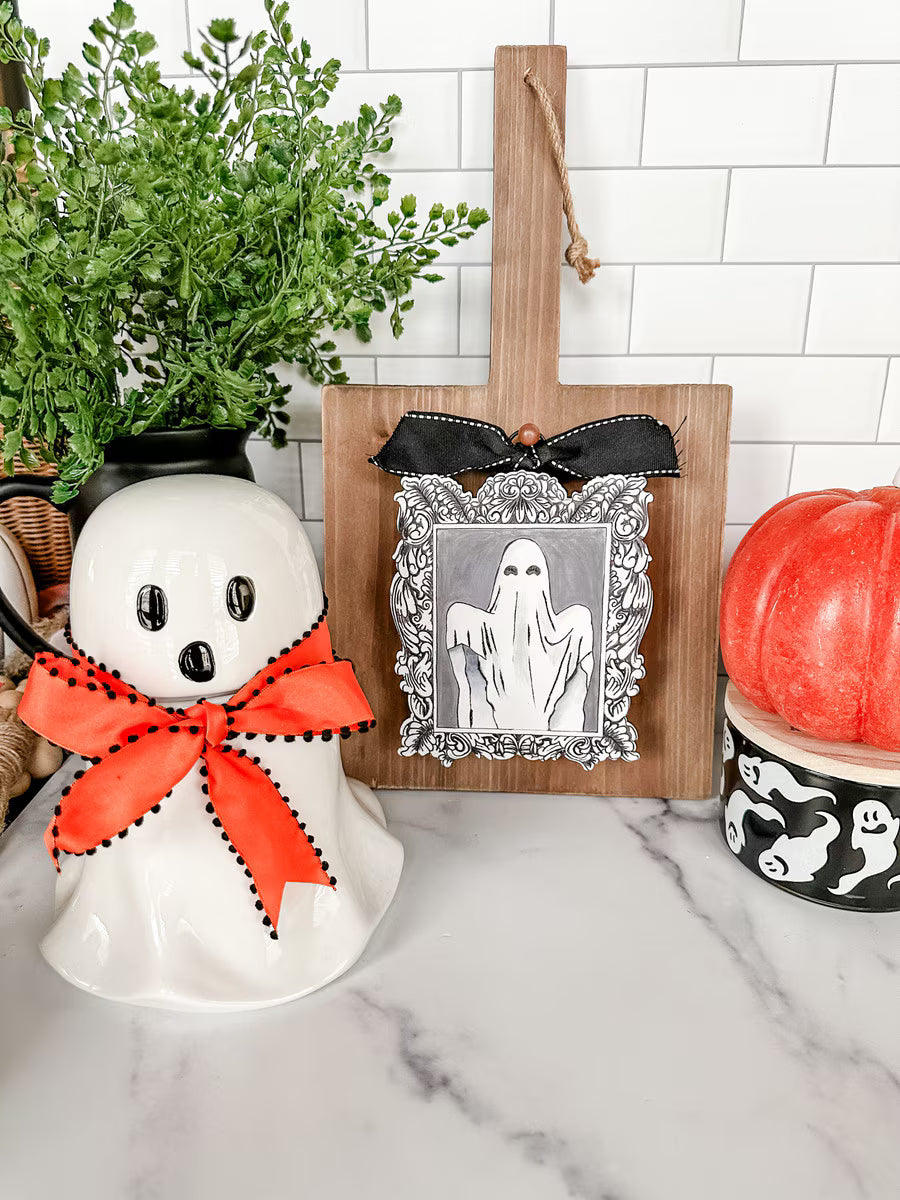 Baroque Ghost Metal Sign Hanger