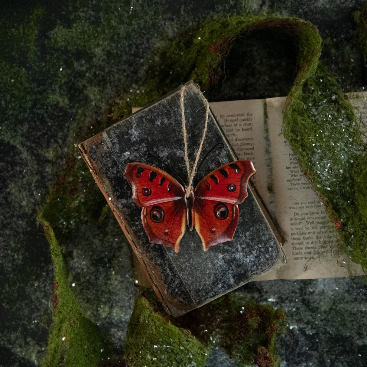 Metal Moth & Butterfly Wall Hanging Ornaments
