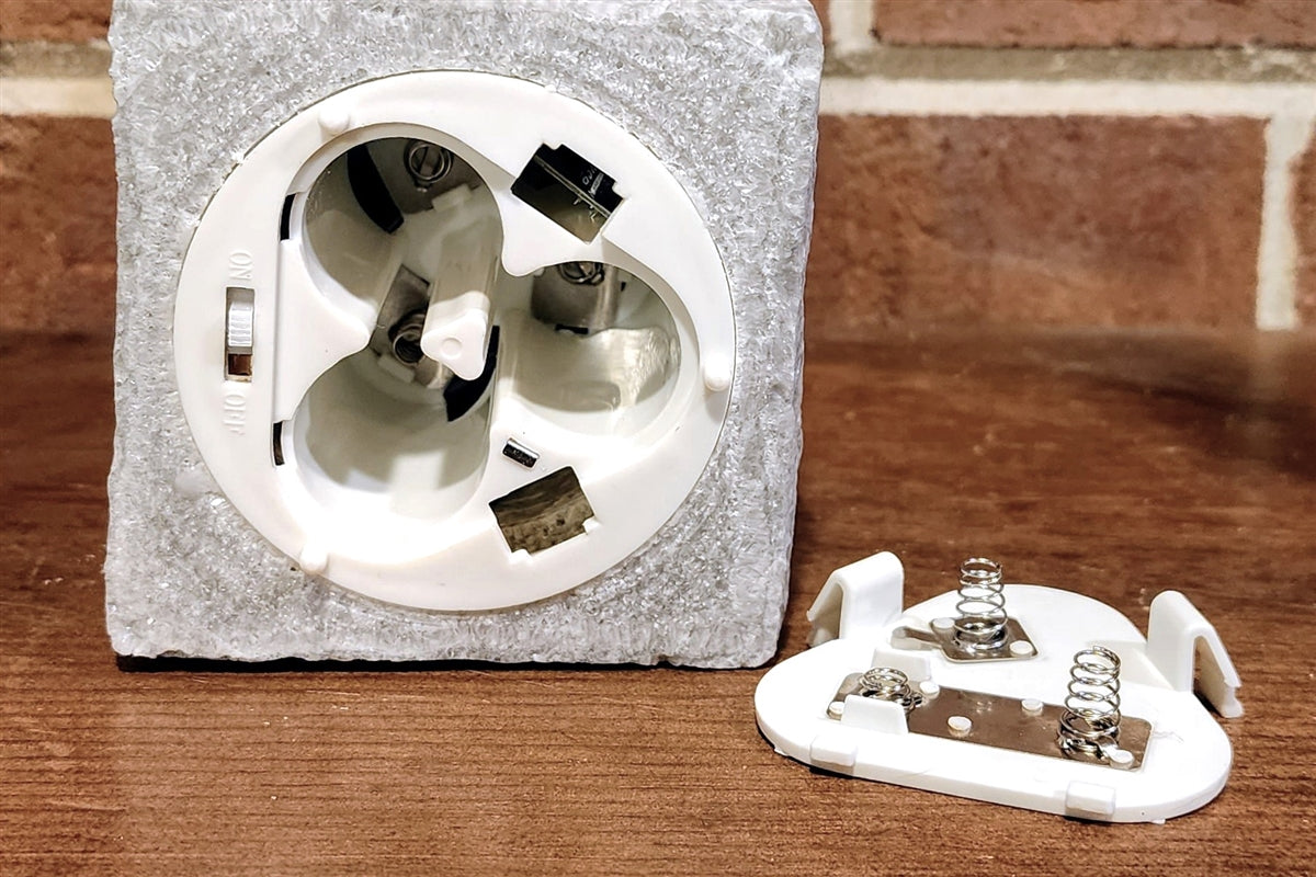 Water Wick LED White Stone Fountain Wax Candle with Remote