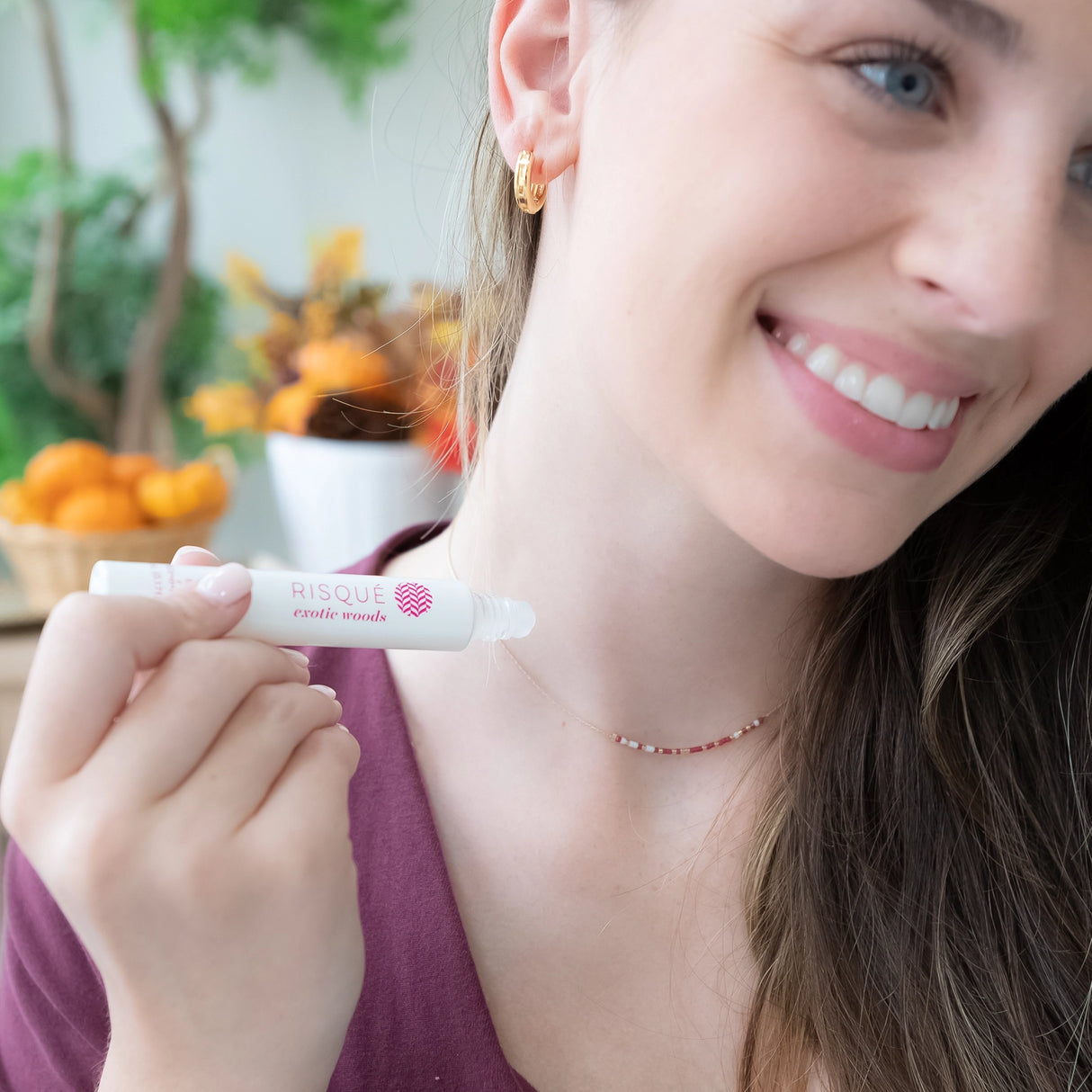 Risqué (Exotic Woods) Women's Roll On Perfume | Mixologie