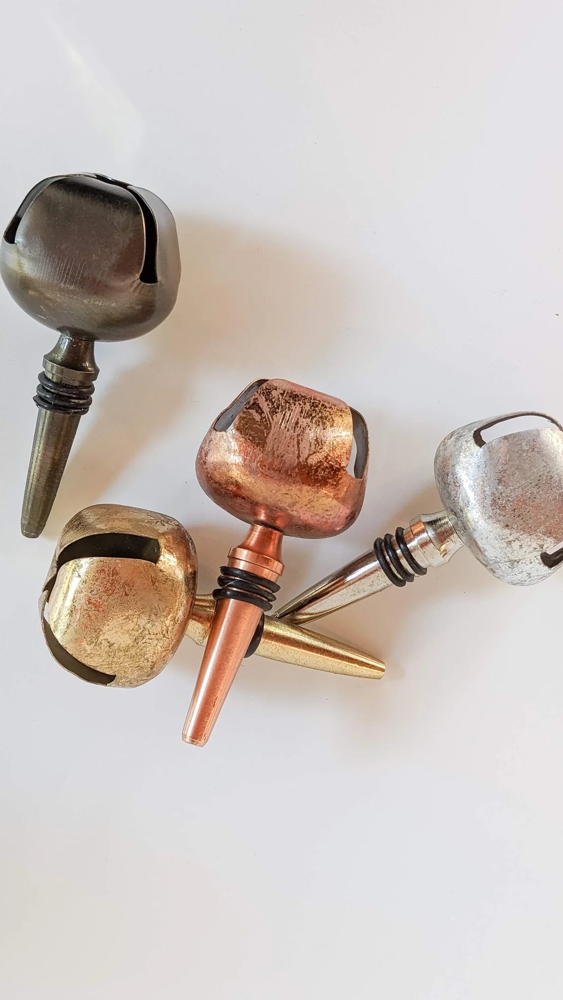 Metal Jingle Bell Wine Bottle Stopper