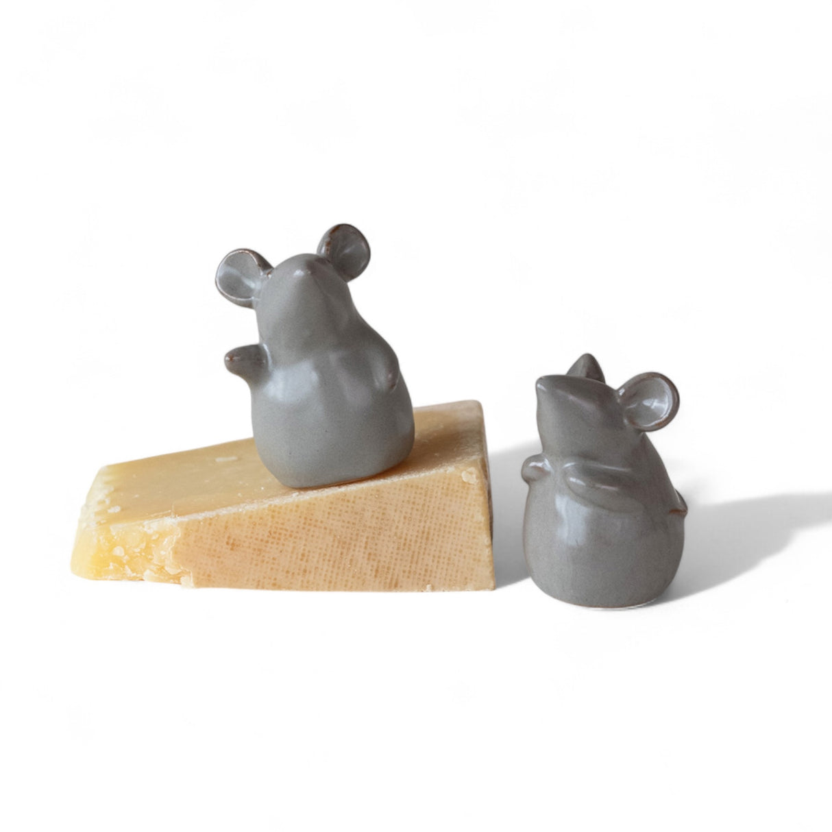 grey reactive glaze stoneware mouse figurine,