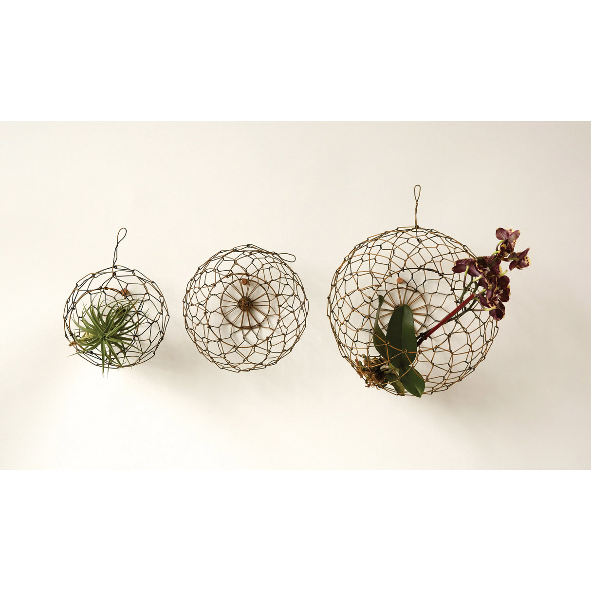 Round Hanging Wire Baskets