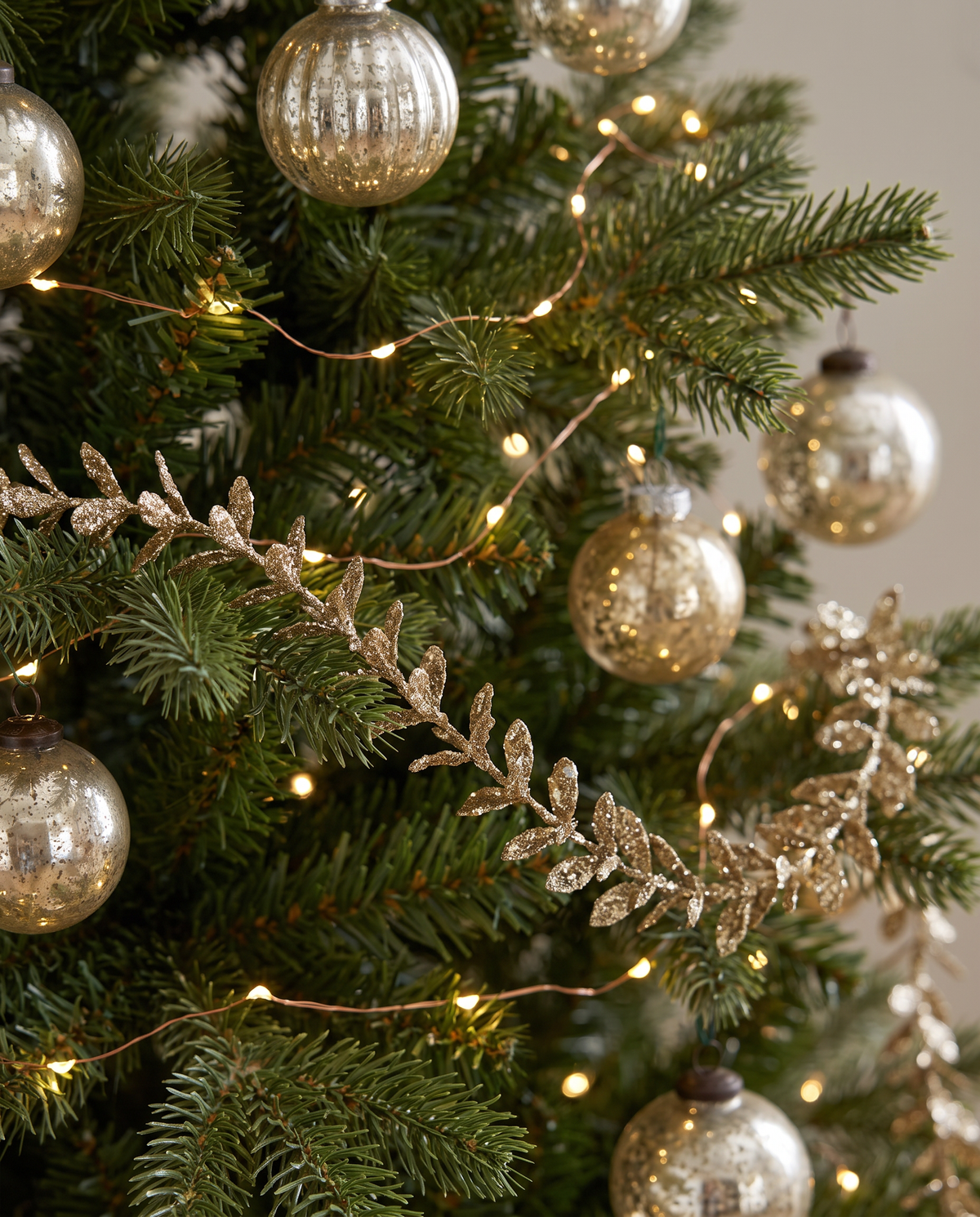Champagne Glitter Faux Boxwood Garland
