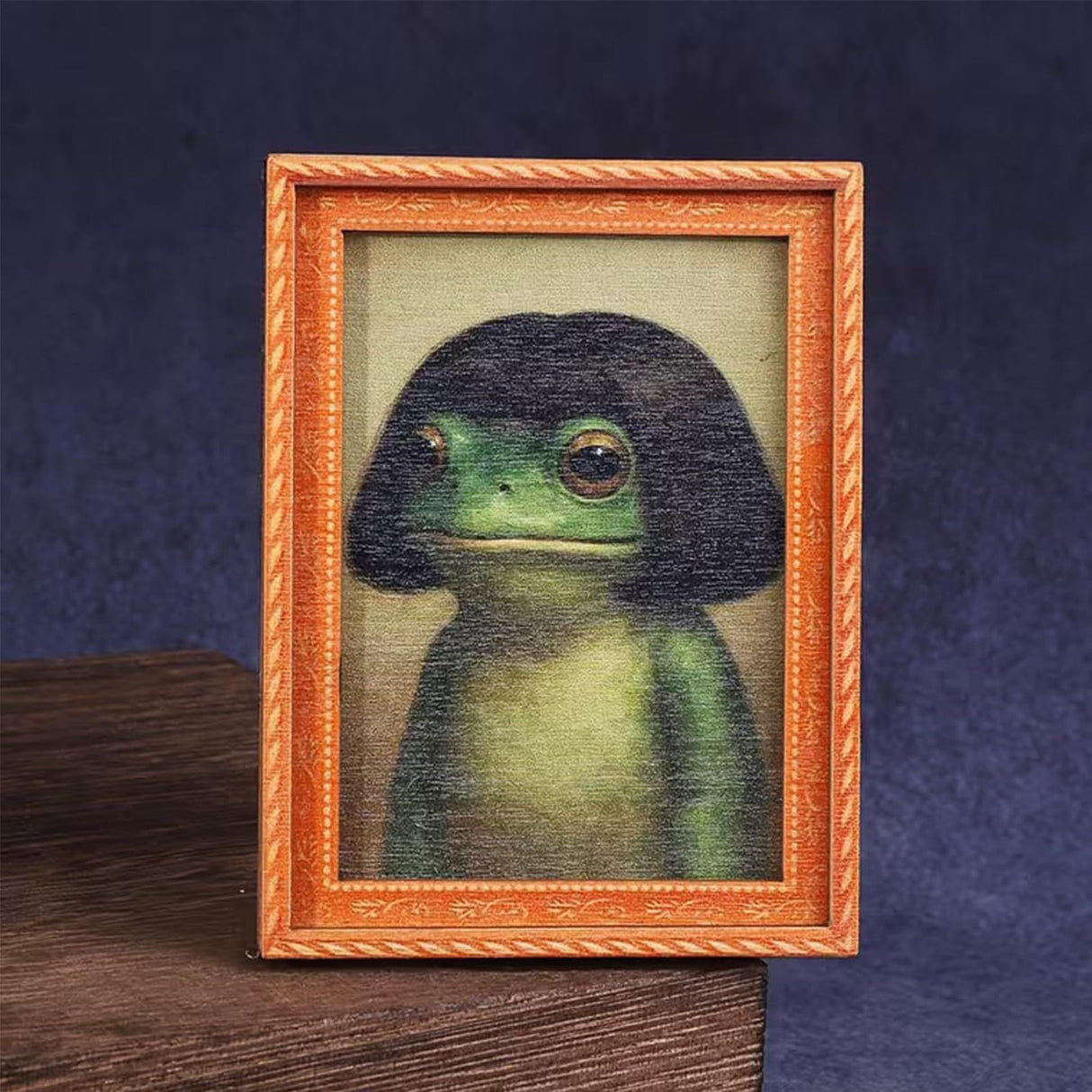 Framed Funny Frog Portrait Magnet