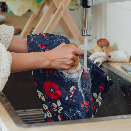 Bee’s Wrap Botanical Blue Bread Wrap