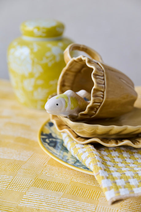 Ruffled Edge Ceramic Coffee Mug