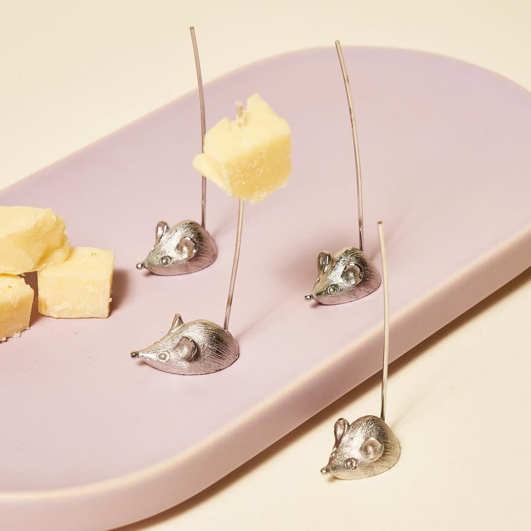 Vintage-Inspired Silver Zinc Cheese Server Mice Pick Set - Thumbnail 5