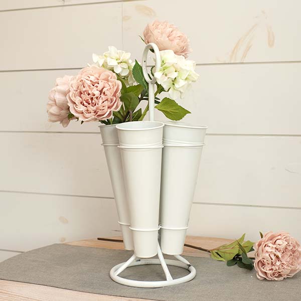 Distressed White Metal Long Stem Floral Caddy