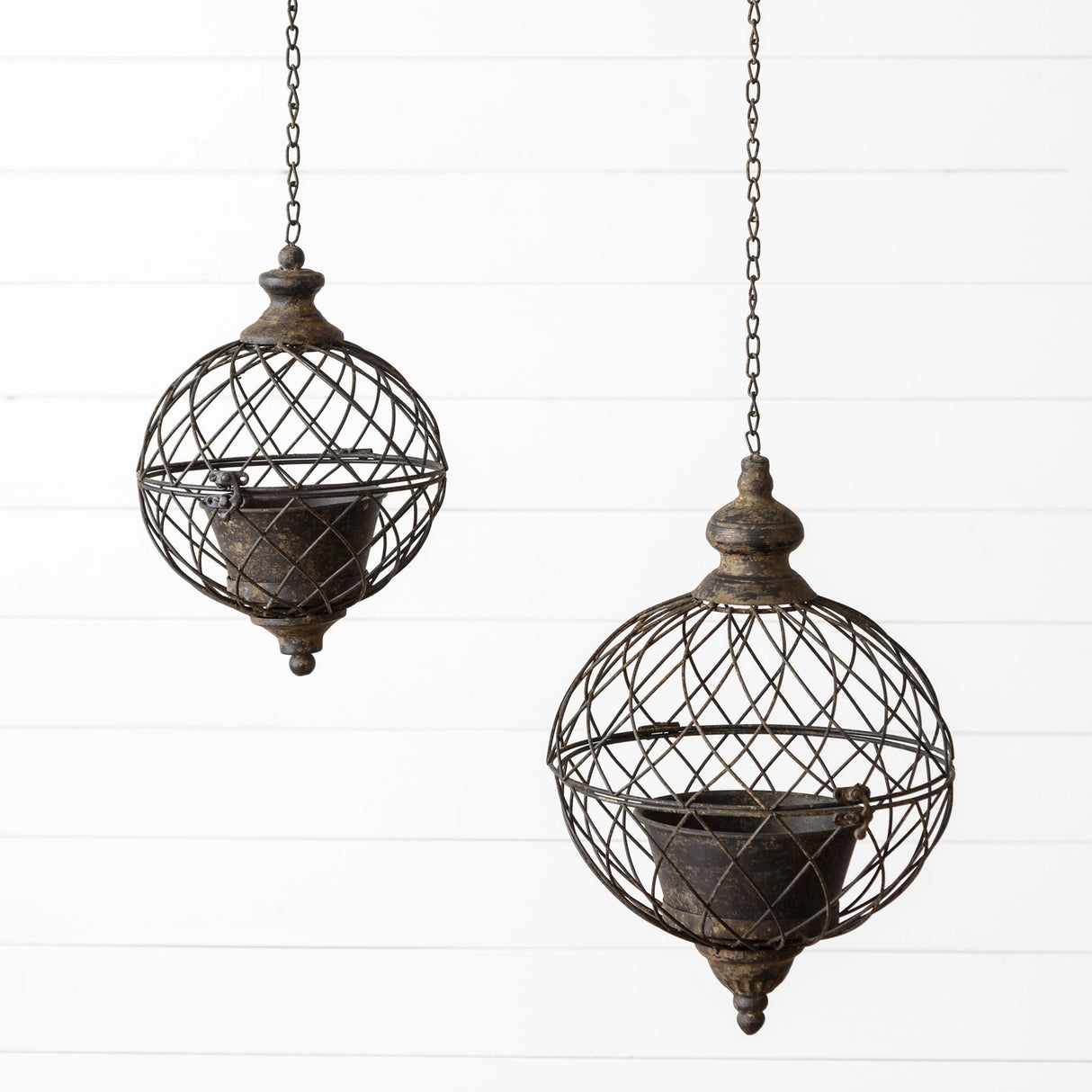 Rustic Black Metal Sphere Hanging Planter | 2 Sizes