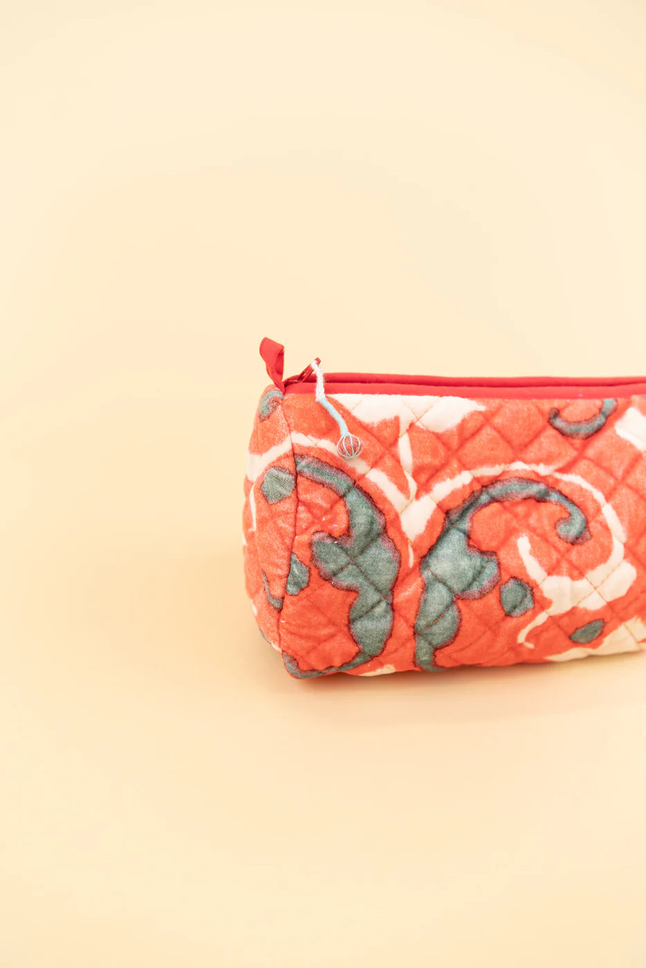 Quilted Velvet Soft Zipper Pouch with Vibrant Pattern