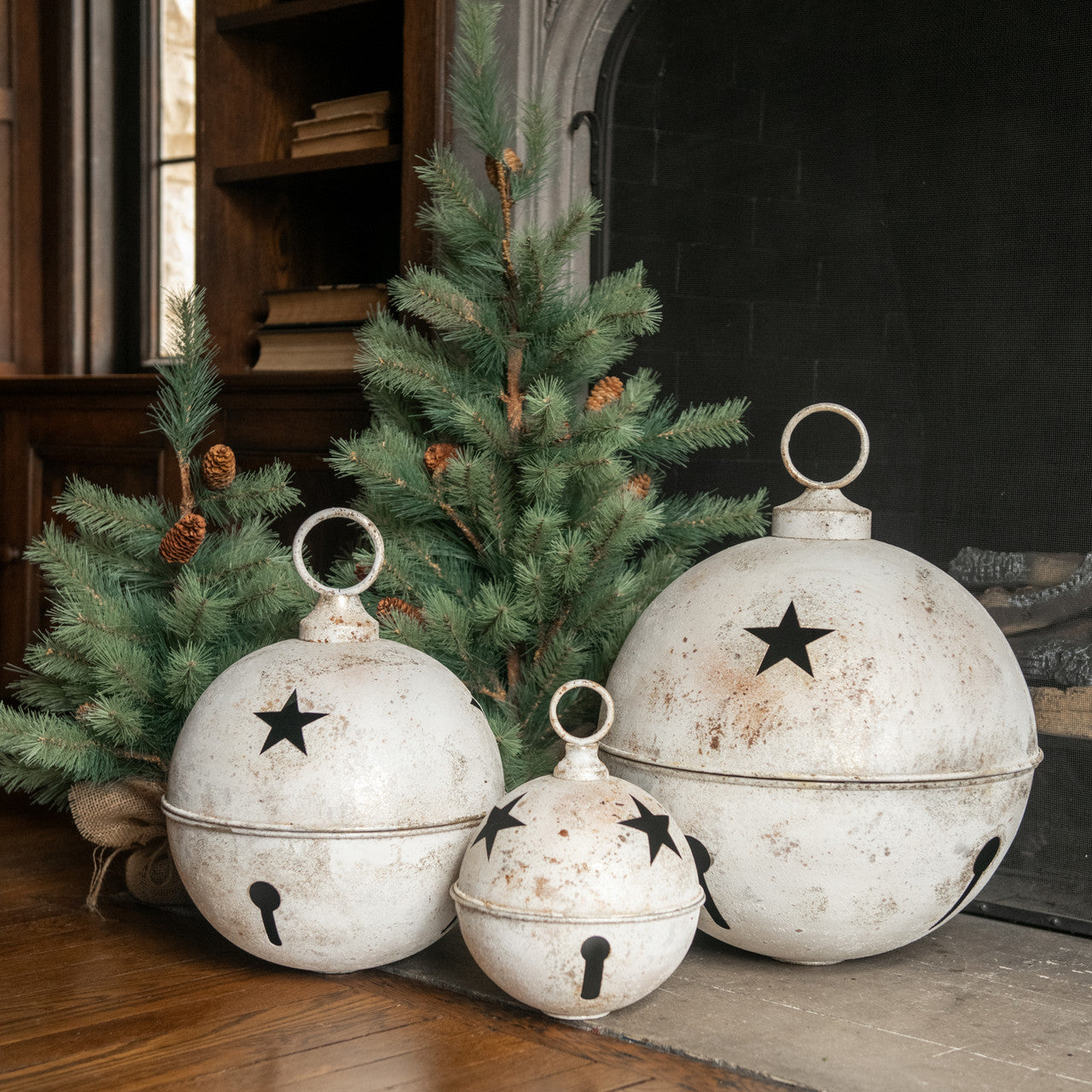 Jumbo Oversized Distressed White Star Sleigh Jingle Bell | 3 Sizes