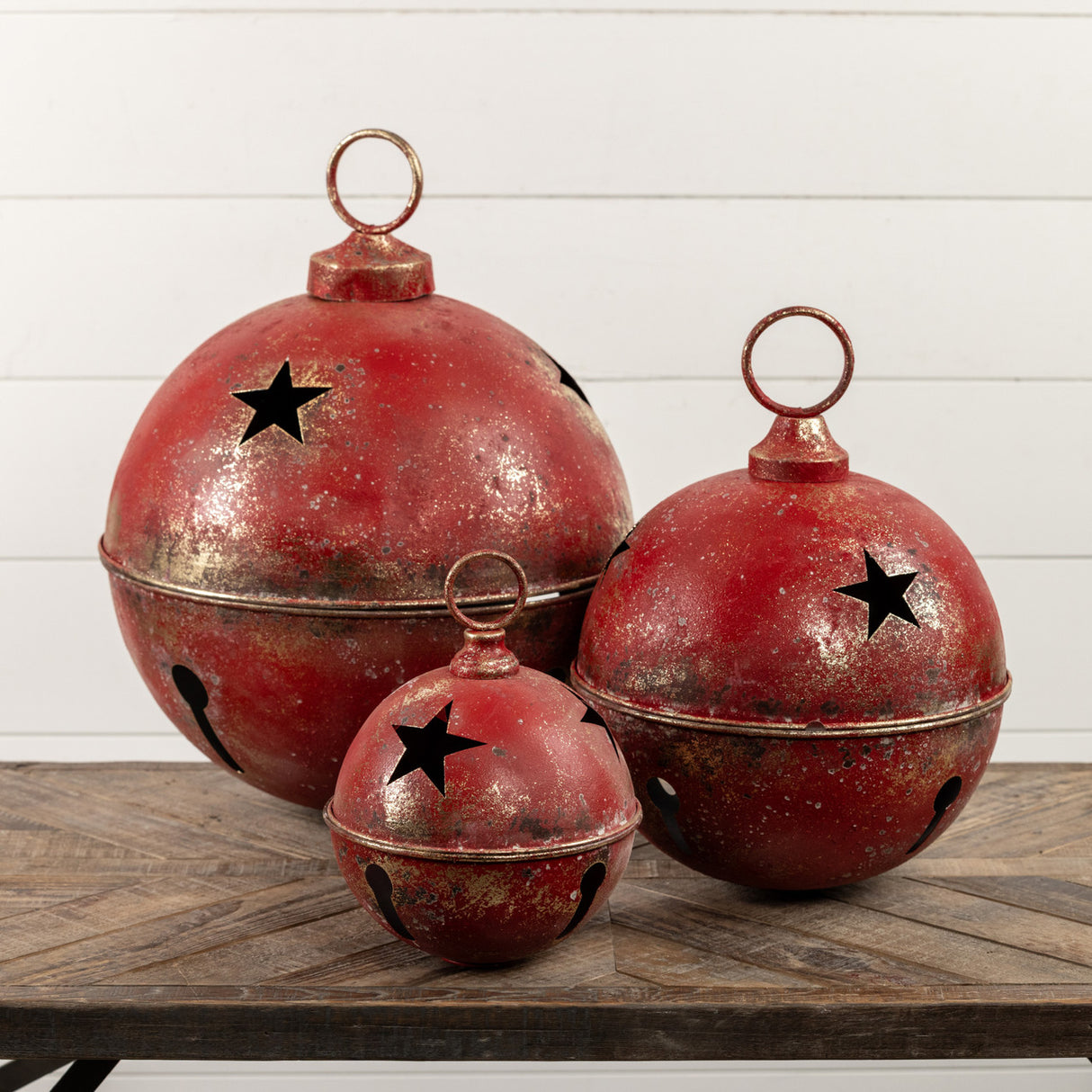 Jumbo Oversized Distressed Red Star Sleigh Jingle Bells