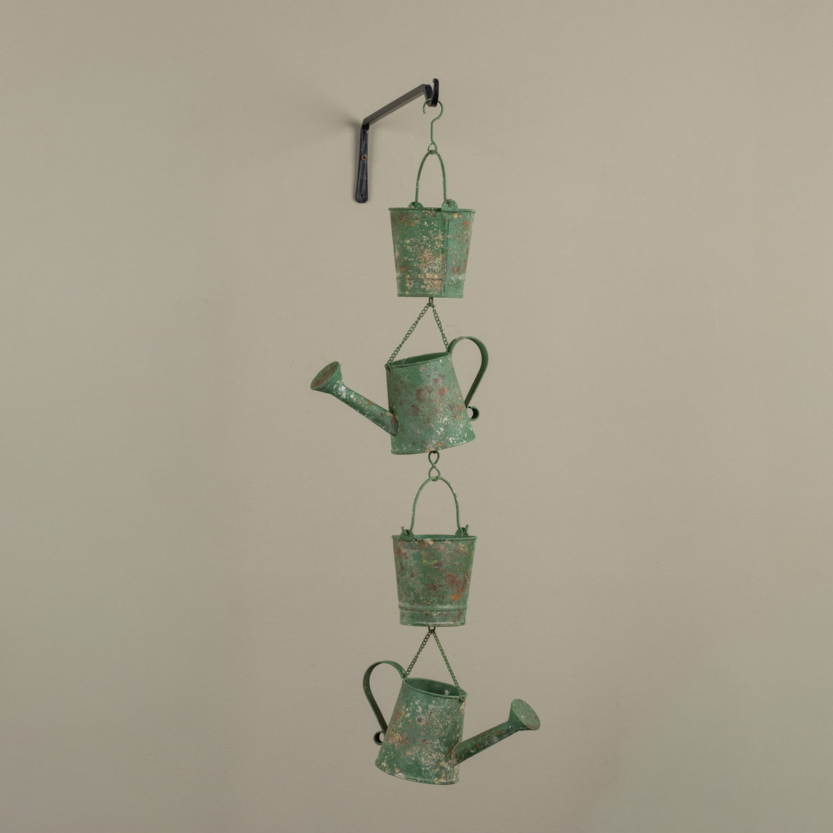 Hanging Watering Can Garden Chain