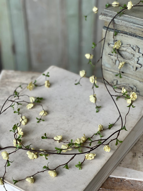 Cream Quince Blooms Garland