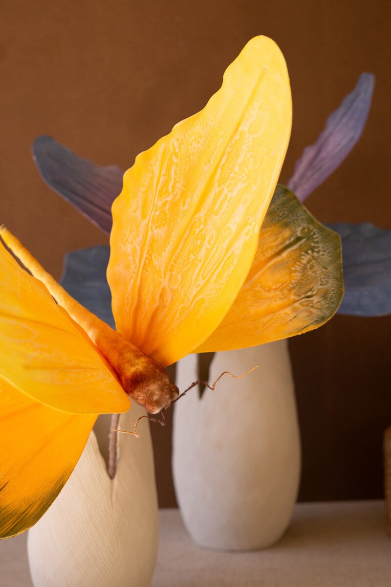 Large Botanical Butterfly Stem