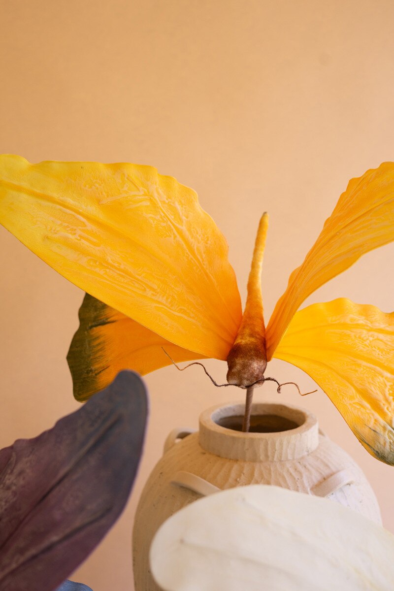 Large Botanical Butterfly Stem