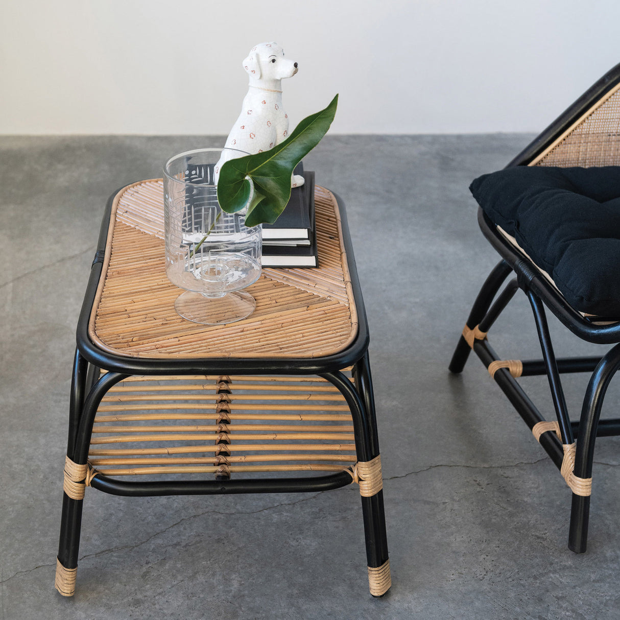 Hand-Painted Crackle Glaze Ceramic Dog