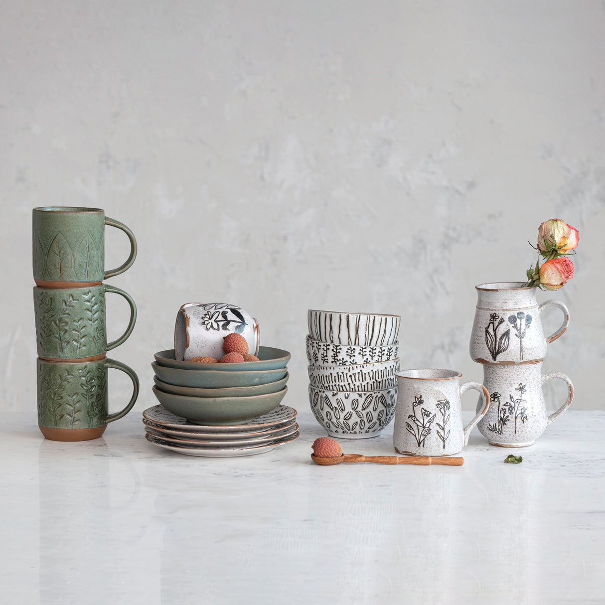 Wildflower Floral Debossed Ceramic Coffee Mug