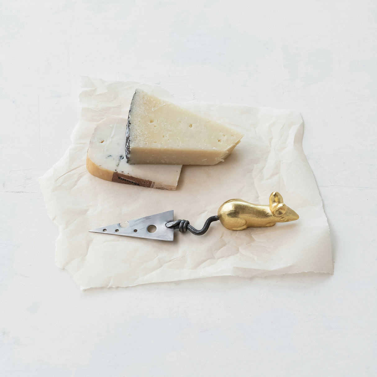 Cheese Knife with Cheese Shaped Blade & Mouse Shaped Handle
