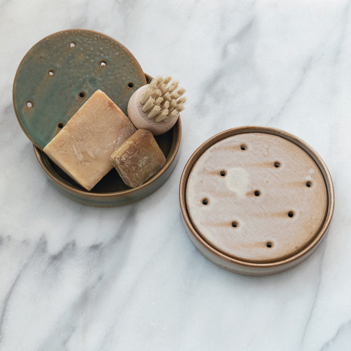 Stoneware Soap Dish with Removable Tray