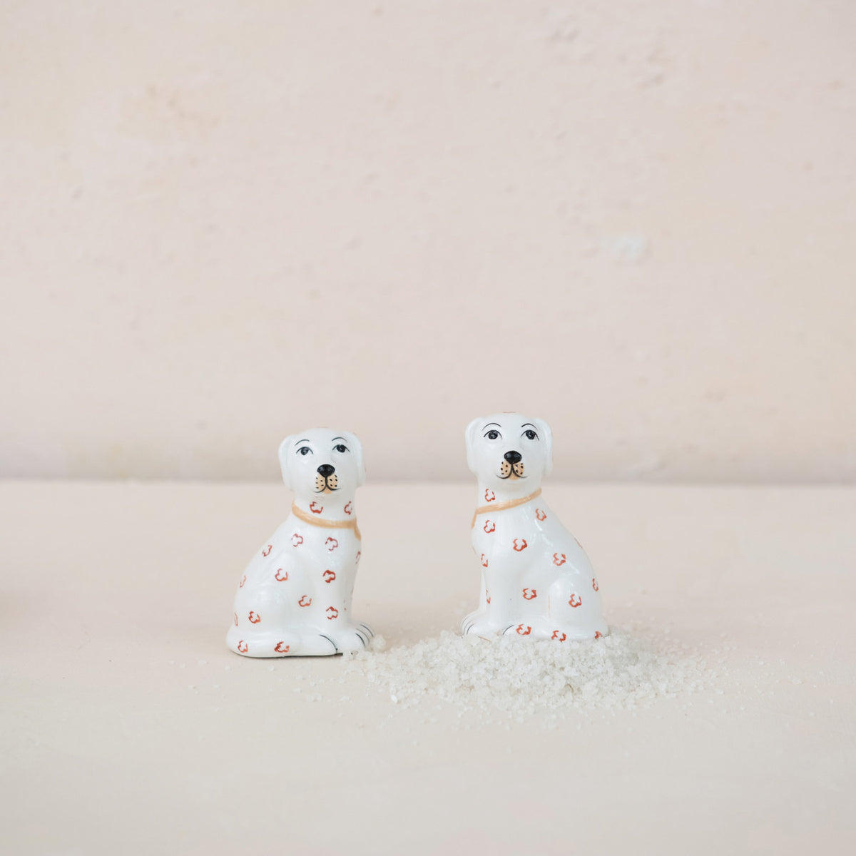 Rust Salt Shacker Ceramic Dog Salt & Pepper Shaker Set – Rust & Cinder
