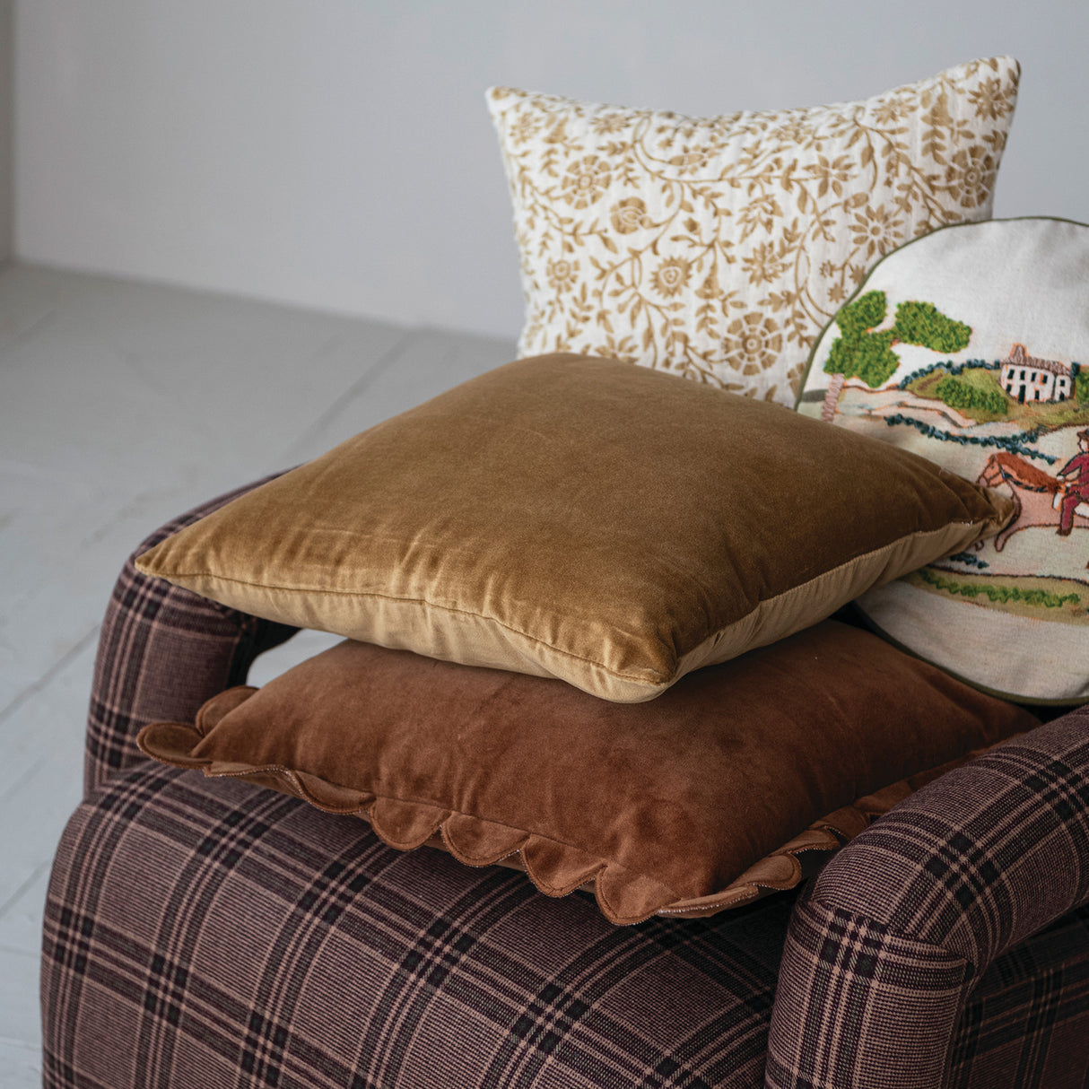 Round Embroidered Countryside Hunting Scene Pillow