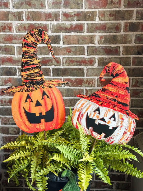 Jack-O-Lantern with Black Raggedy Hat Metal Sign