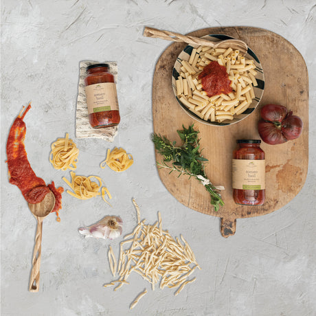Finch + Fennel Tomato Basil Marinara Sauce with pasta, tomatoes, garlic and fresh herbs