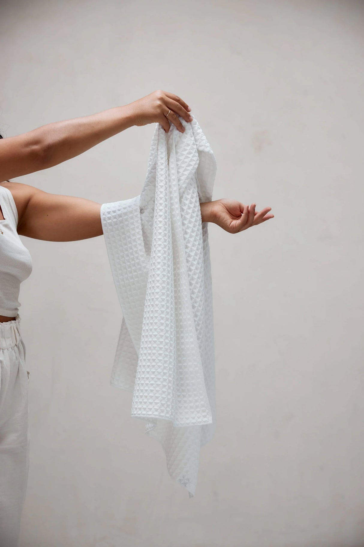 Cloud Waffle Geometry Bath Towel & Washcloth