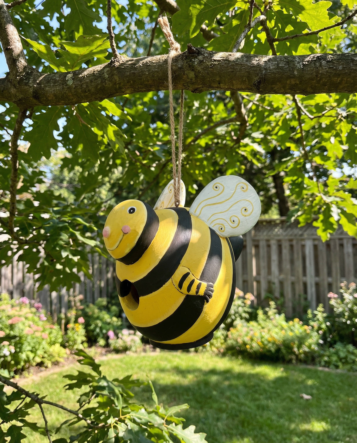 Bumblebee Gord-O Wooden Birdhouse