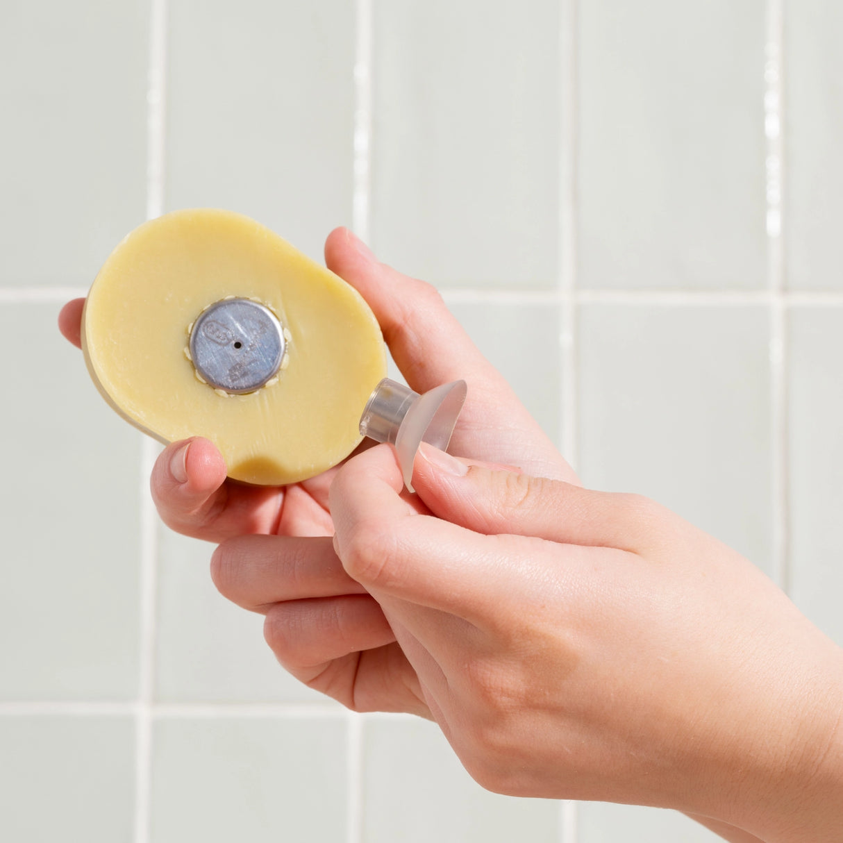 Minimalist Magnetic Suction Cup Soap Bar Holder | Made in France