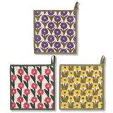 8 inch quilted floral cotton pot holder with hand pocket and hanging loop