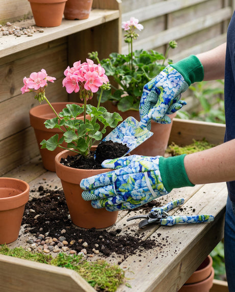Hydrangea Print Gardening Tool Gift Set