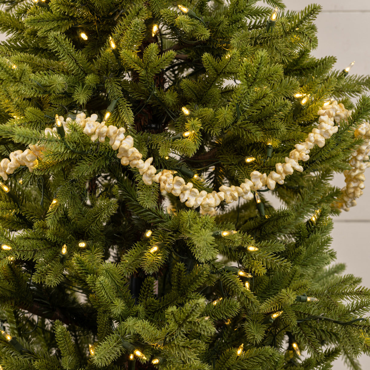 Faux Popcorn Garland Strand