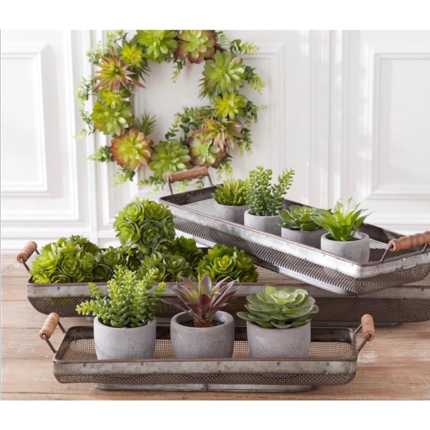 Long Metal Mesh Nesting Trays w/ Wooden Handles - Thumbnail 3