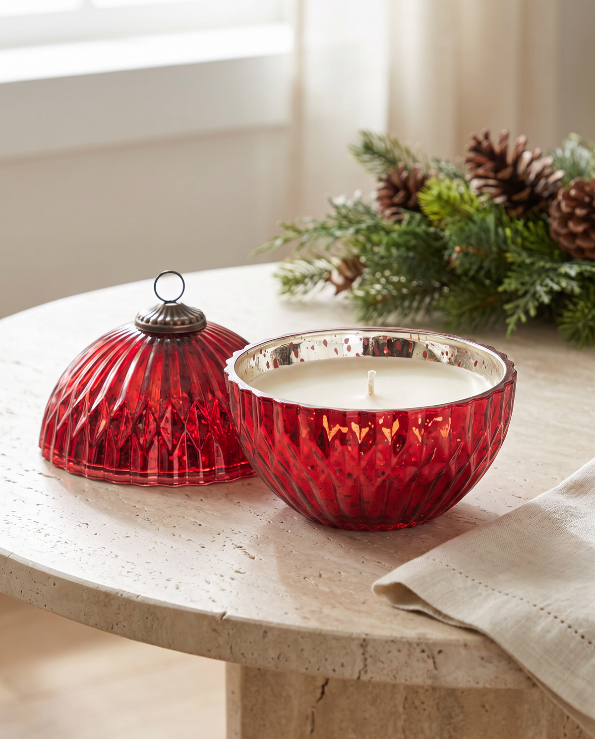 Cranberry Currant Mercury Ornament Candle | Illume