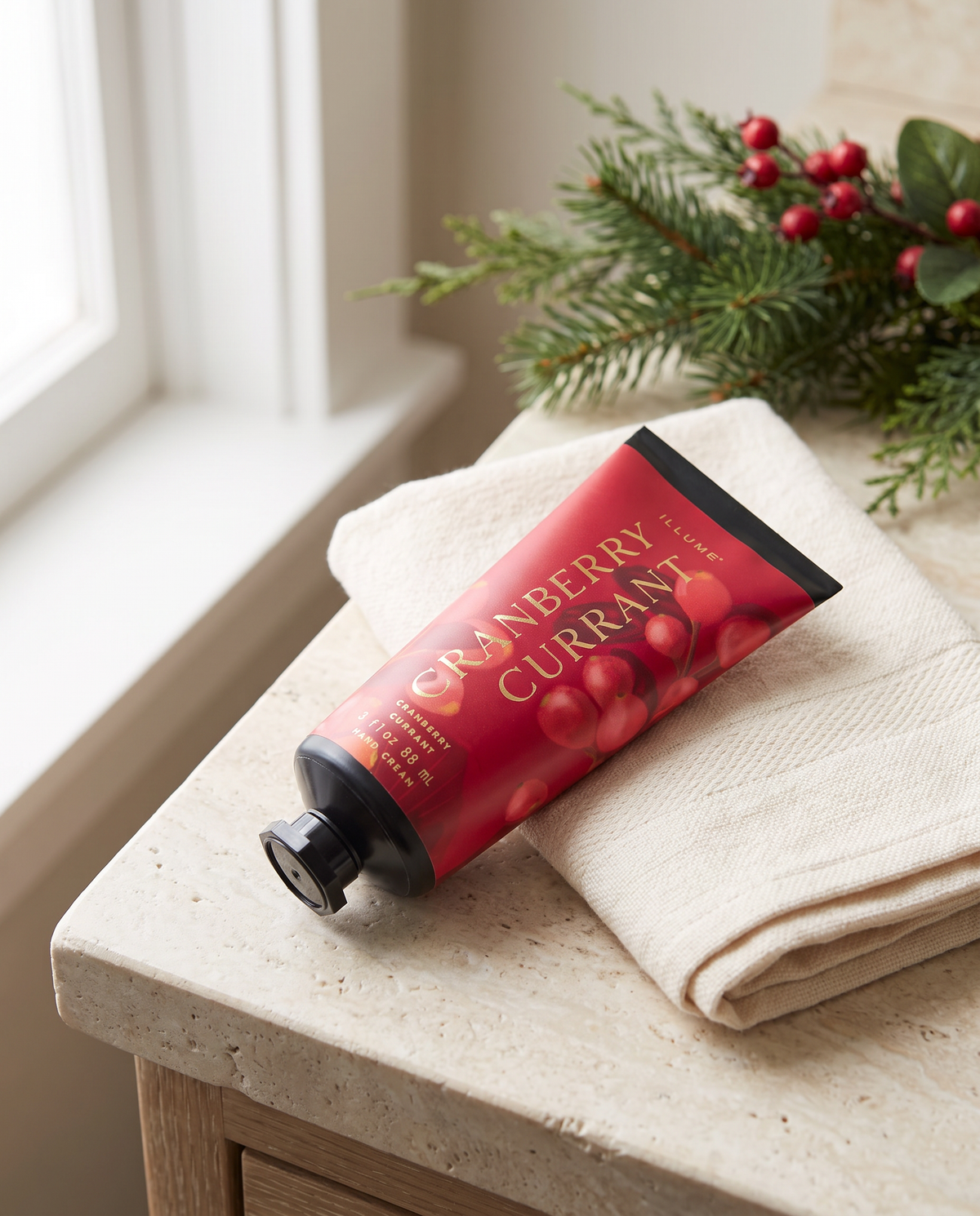 Cranberry Currant Demi Hand Cream | Illume