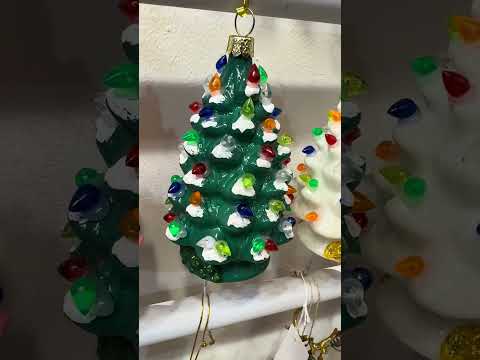 Glass Vintage-Inspired Christmas Tree Ornament