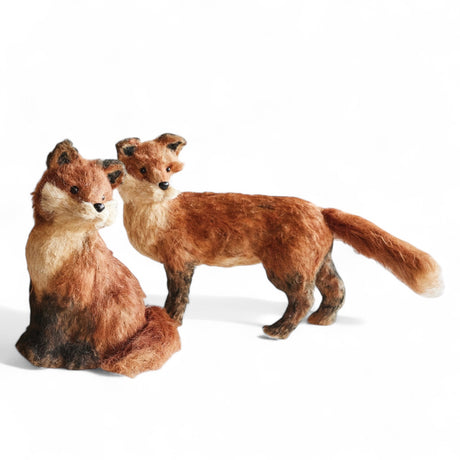 Brown sisal fox figurines in standing and sitting styles for woodland décor