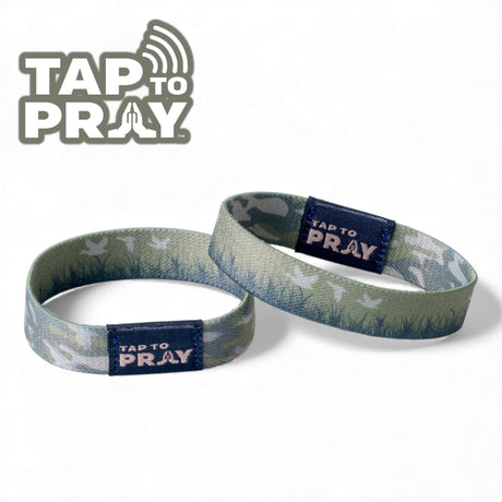 bird hunting tap to pray wristband