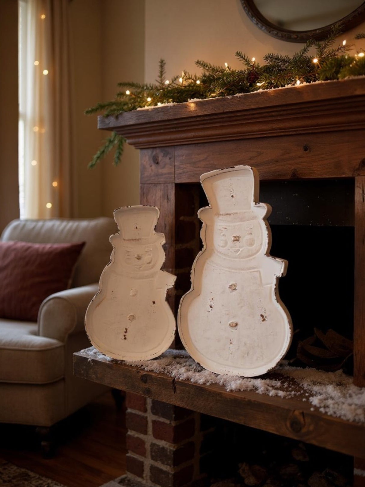 Distressed Metal Embossed Snowman Trays | 2 Sizes